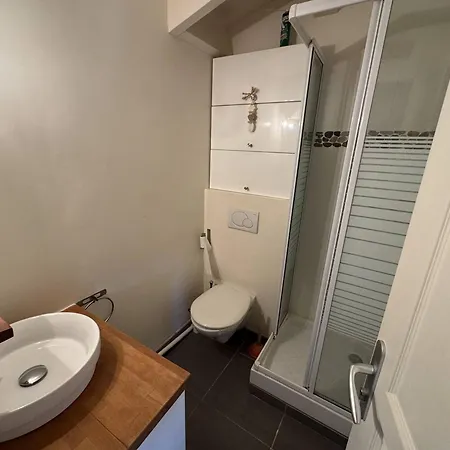 Maison De A 100m De La Pour 4 Pers. - Fr-1-726-59